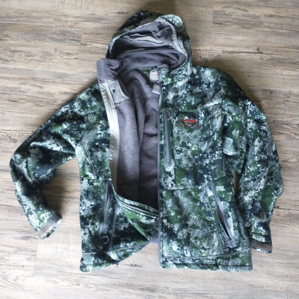Sitka stratus jacket elevated forest